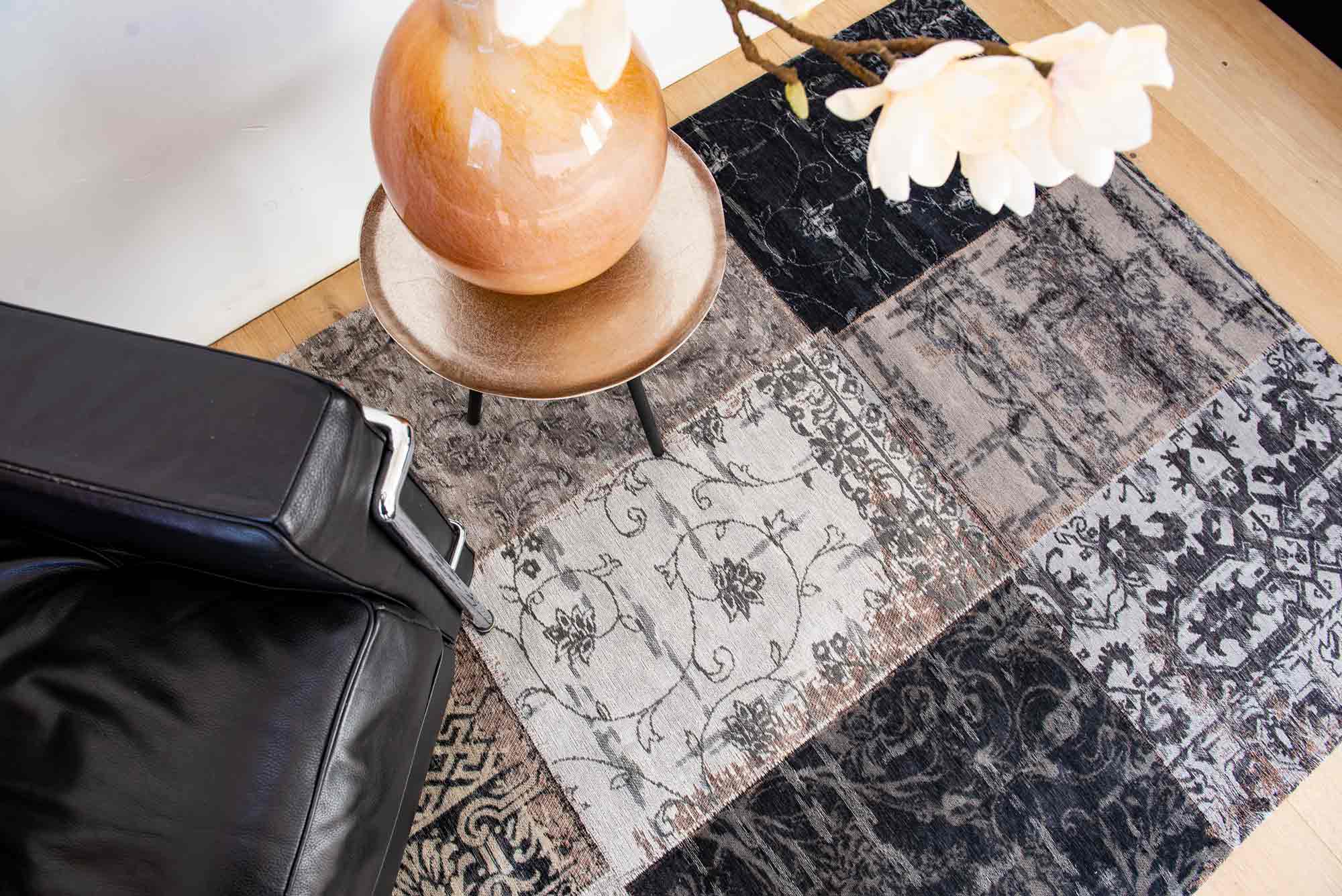 Louis De Poortere - Vintage (Black and White) - Image 8