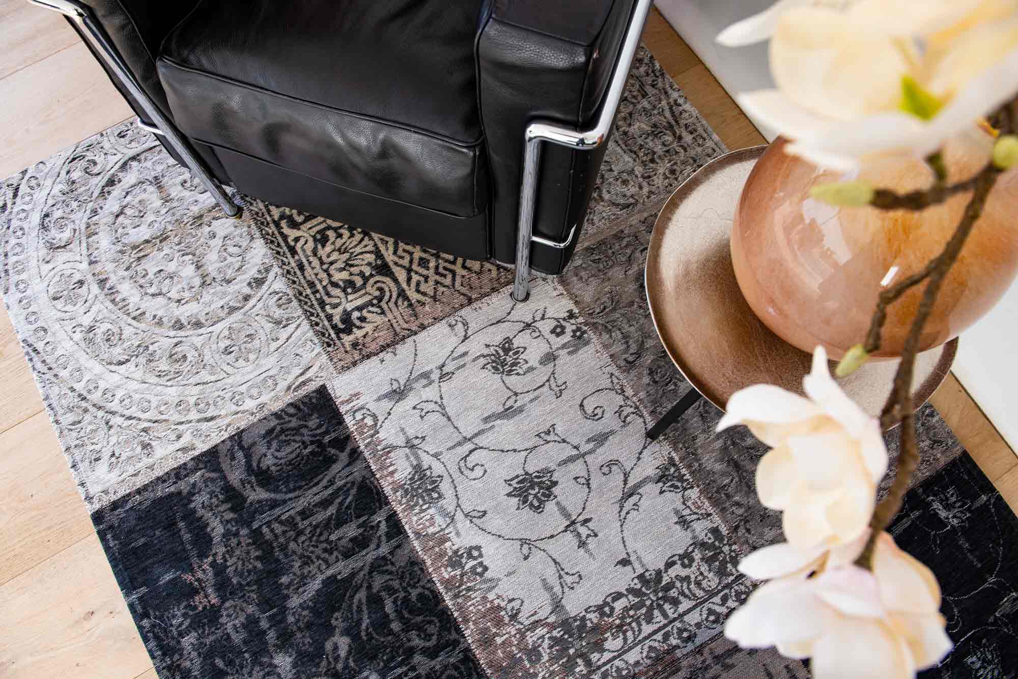 Louis De Poortere - Vintage (Black and White) - Image 10